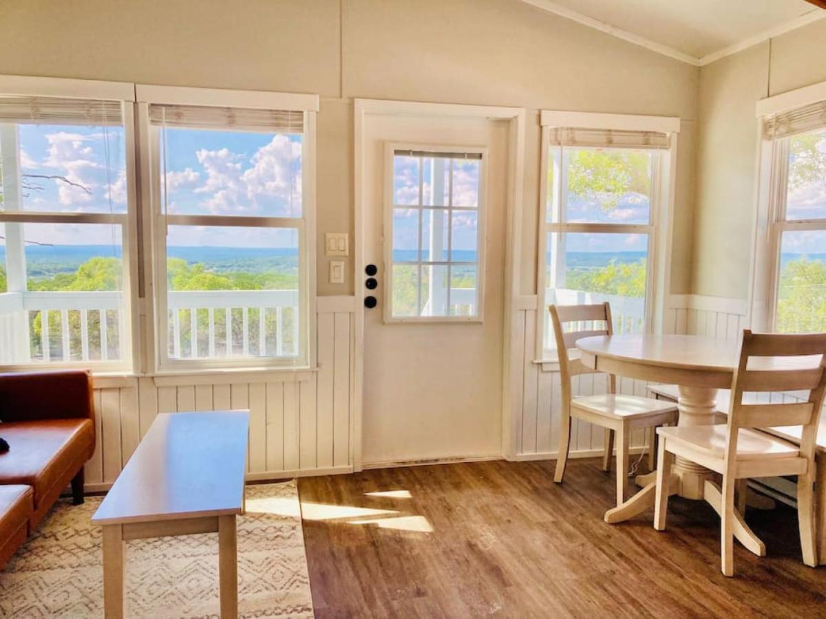 Nest - Texas Tiny House With A Big View Villa Spring Branch Eksteriør billede